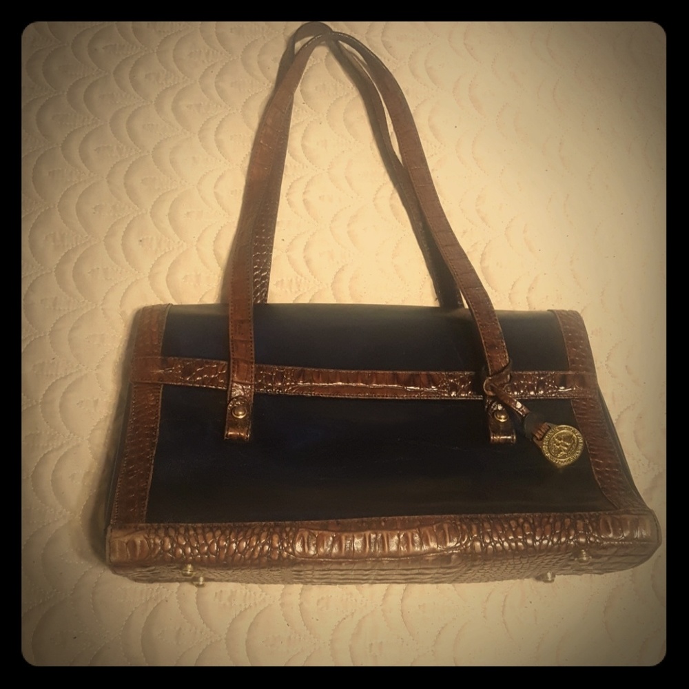 Classic Vintage Leather Shoulder Bag
